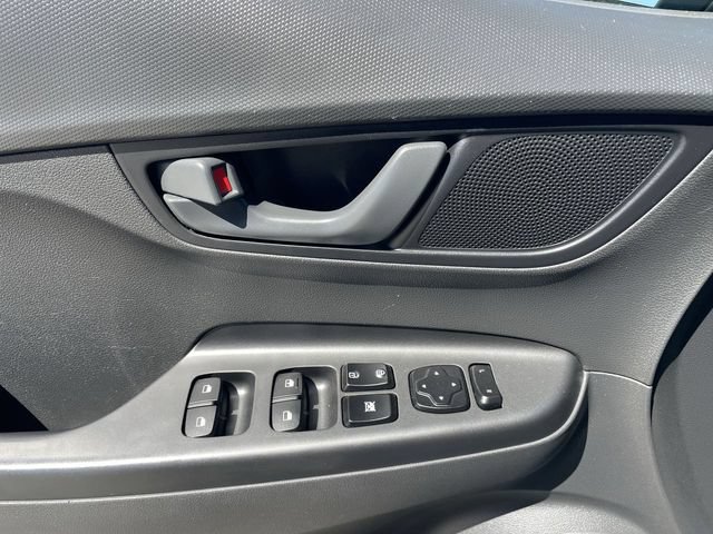 Used 2022 Hyundai Kona SEL AWD/4WD image 21