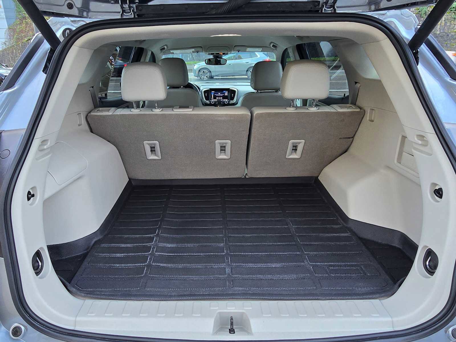 Used 2024 GMC Terrain Denali w/ Denali Premium Package image 14