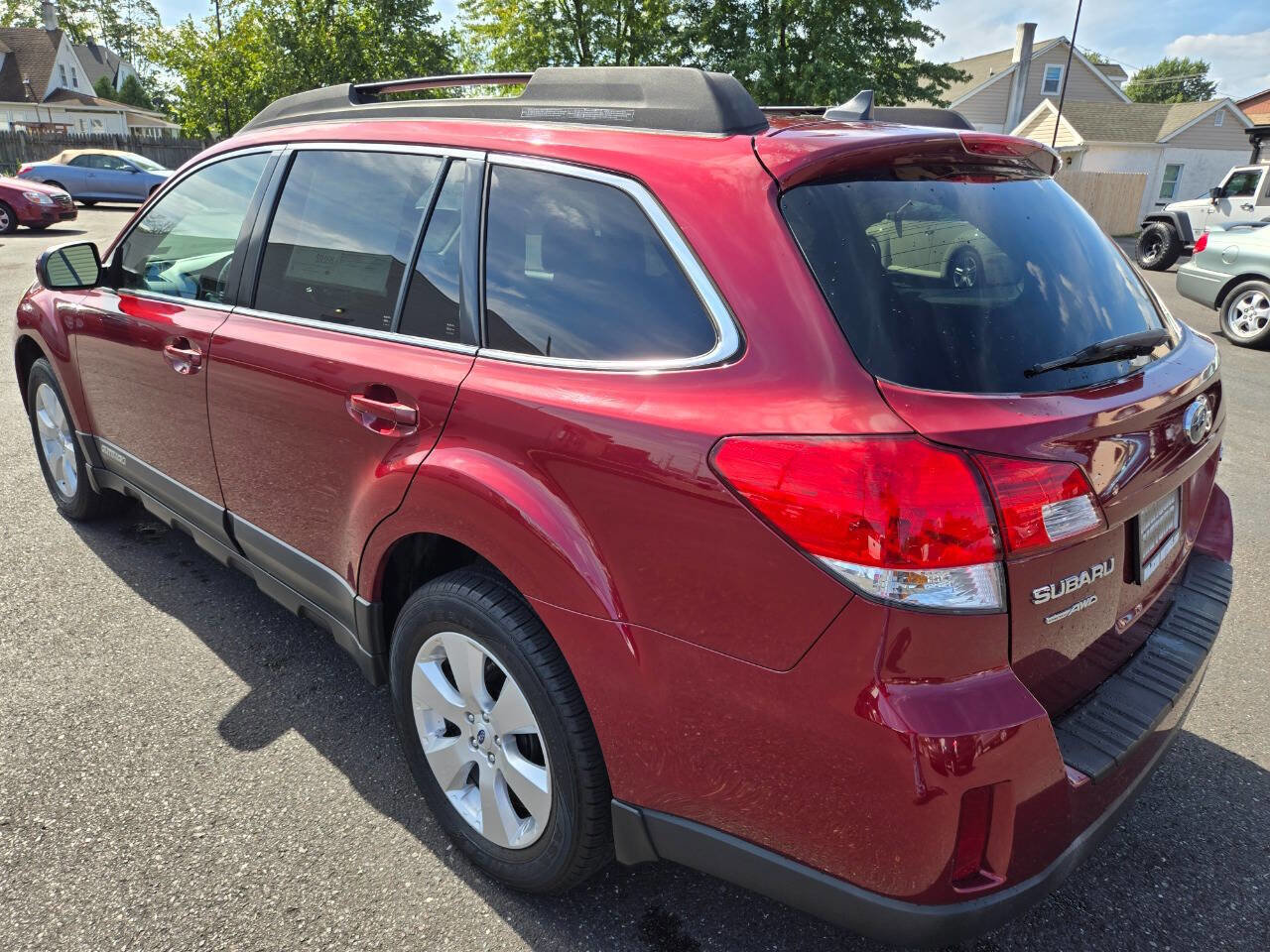 Used 2012 Subaru Outback 2.5i Limited w/ Moonroof Pkg image 8