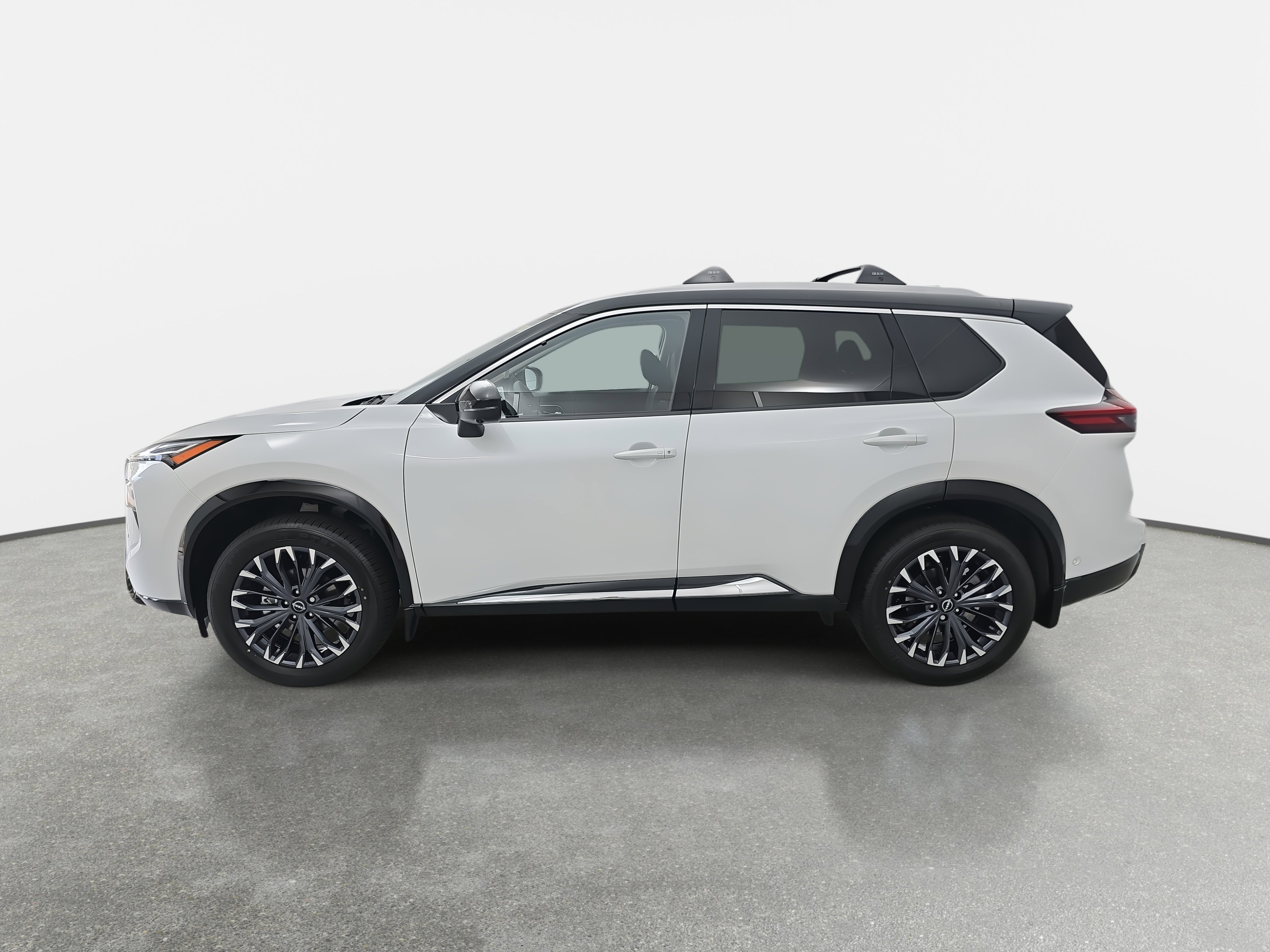 New 2026 Nissan Rogue Platinum image 8