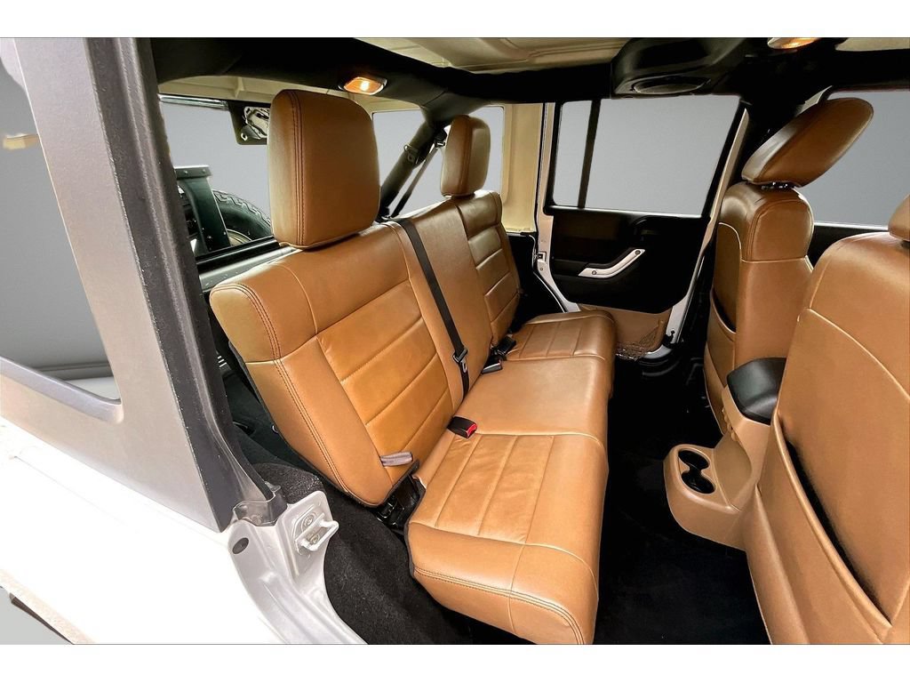 Used 2011 Jeep Wrangler Unlimited Sahara w/ Dual Top Group AWD/4WD image 41