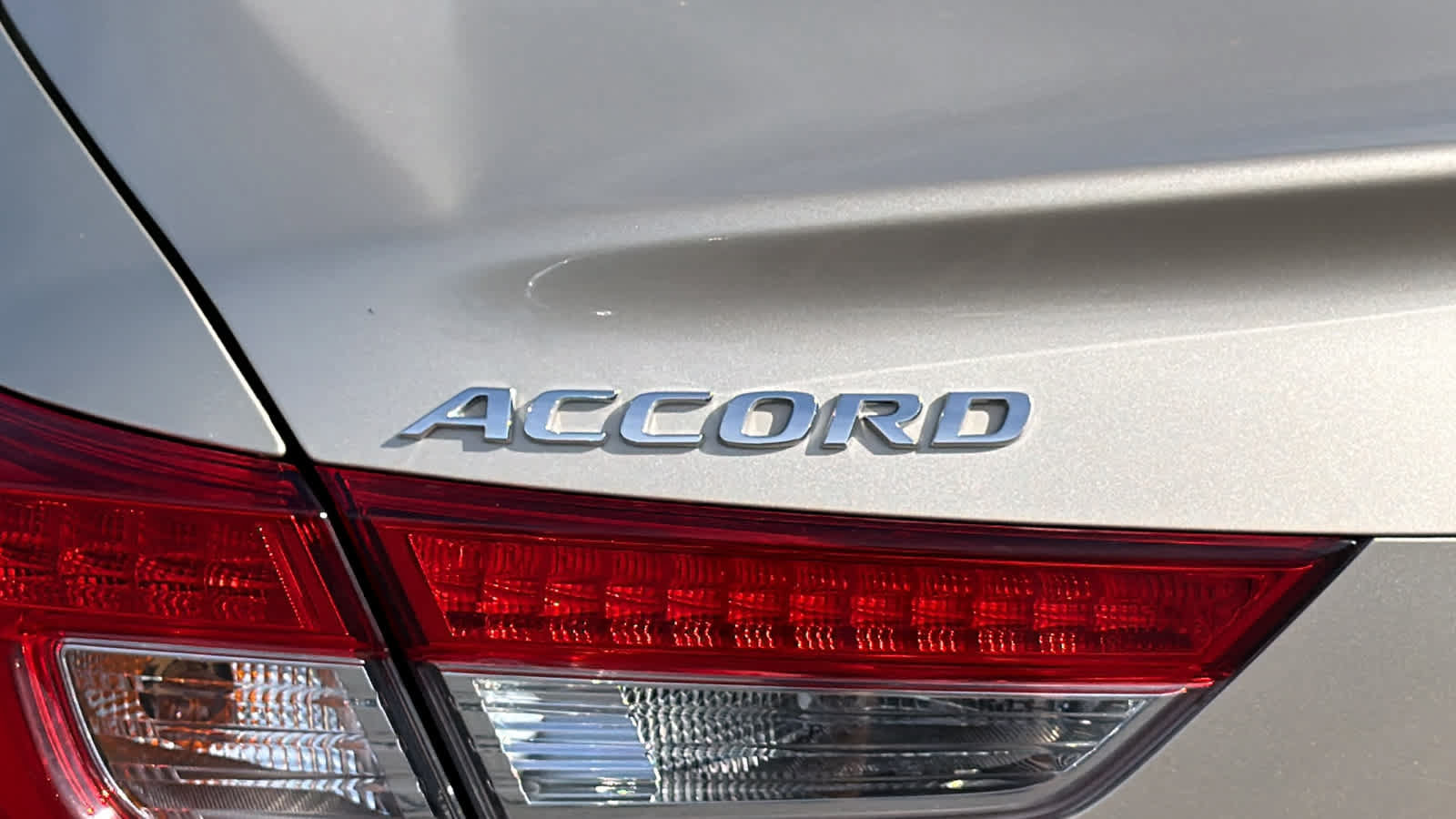 Used 2019 Honda Accord LX image 28