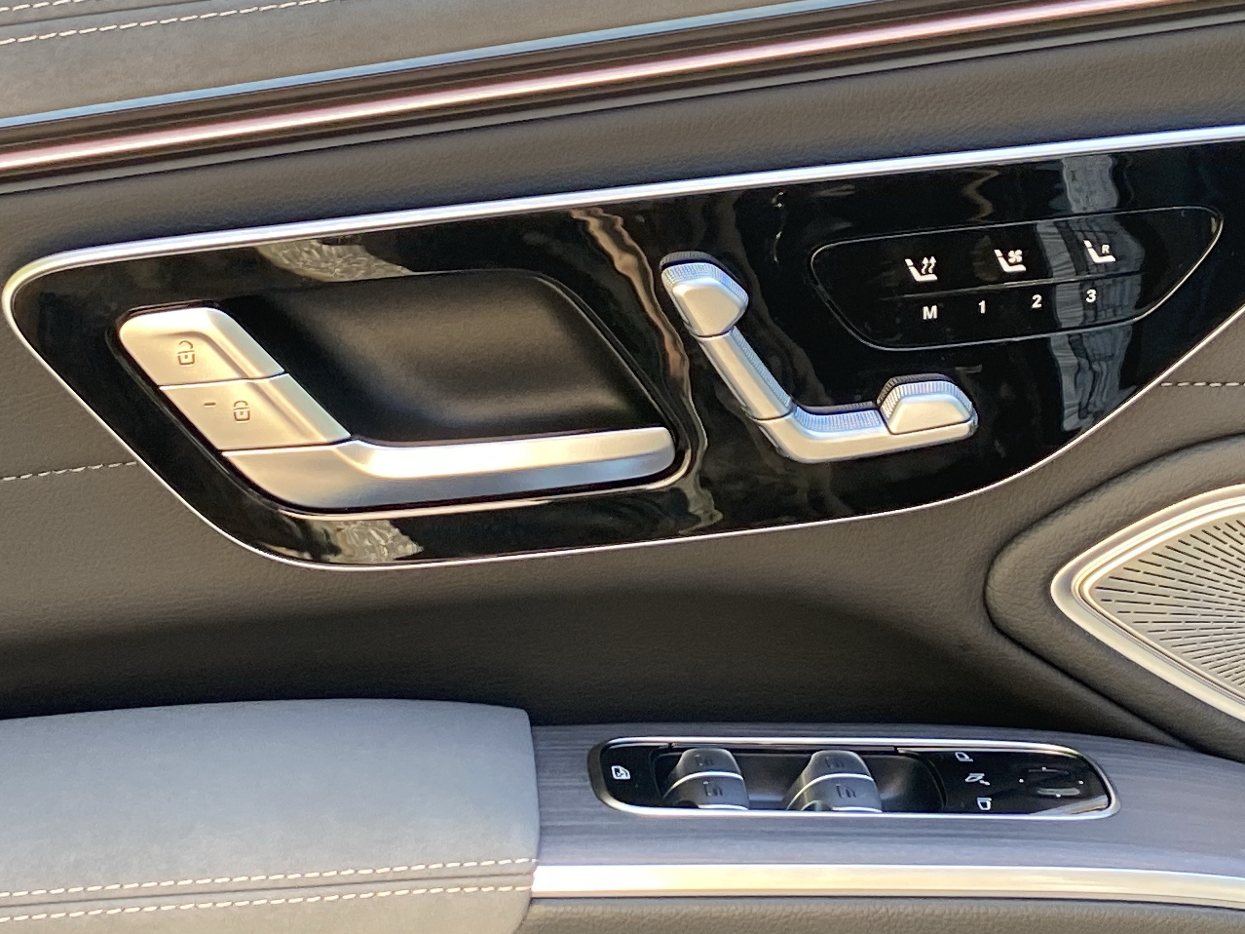New 2026 Mercedes-Benz EQS 450+ 4MATIC Sedan image 18