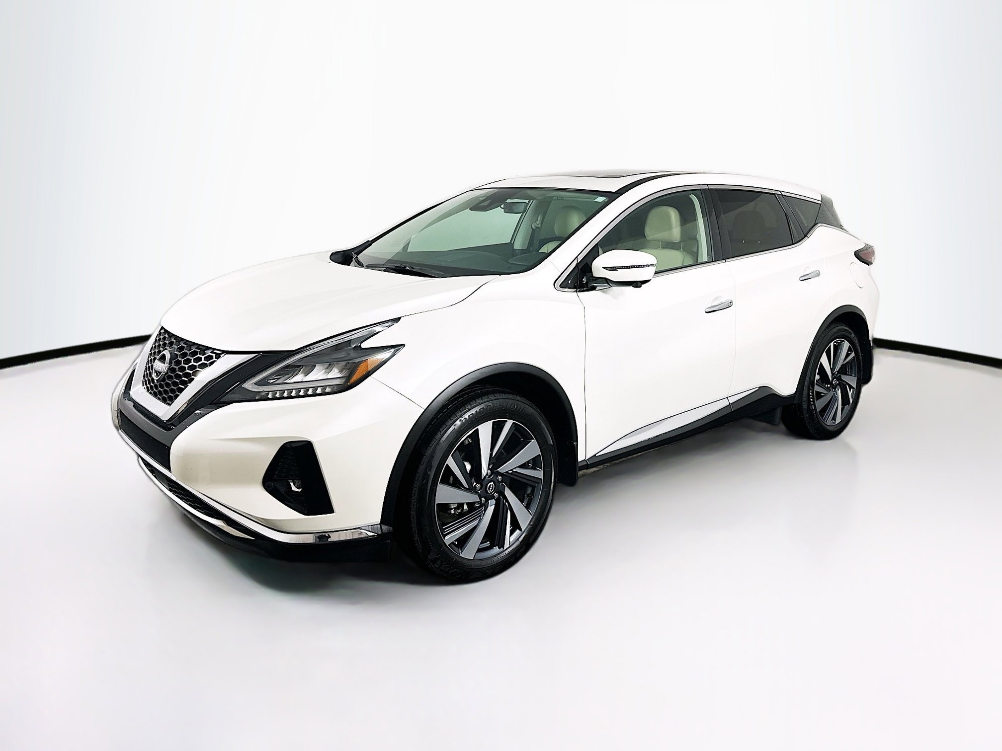 Used 2024 Nissan Murano SL image 3