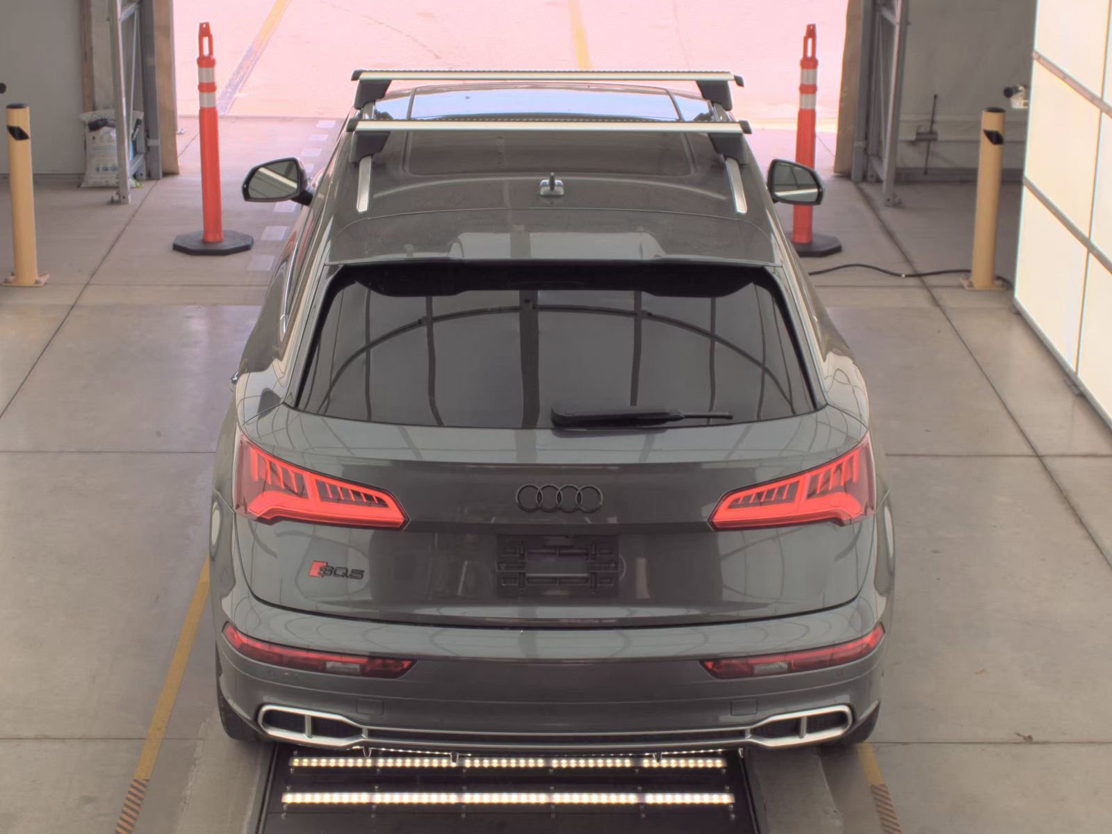 Used 2018 Audi SQ5 Premium Plus AWD/4WD image 10