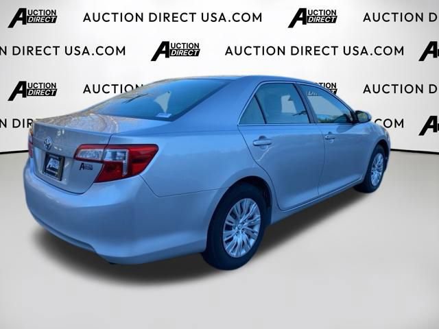 Used 2012 Toyota Camry L image 21