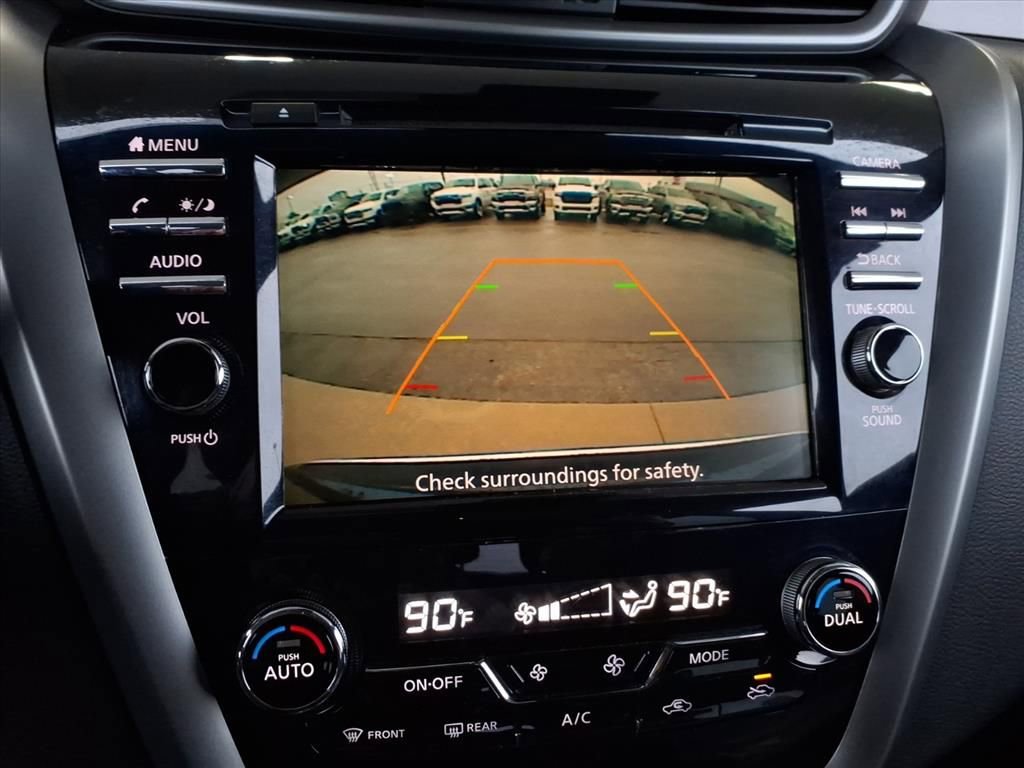 Used 2023 Nissan Murano SV image 19