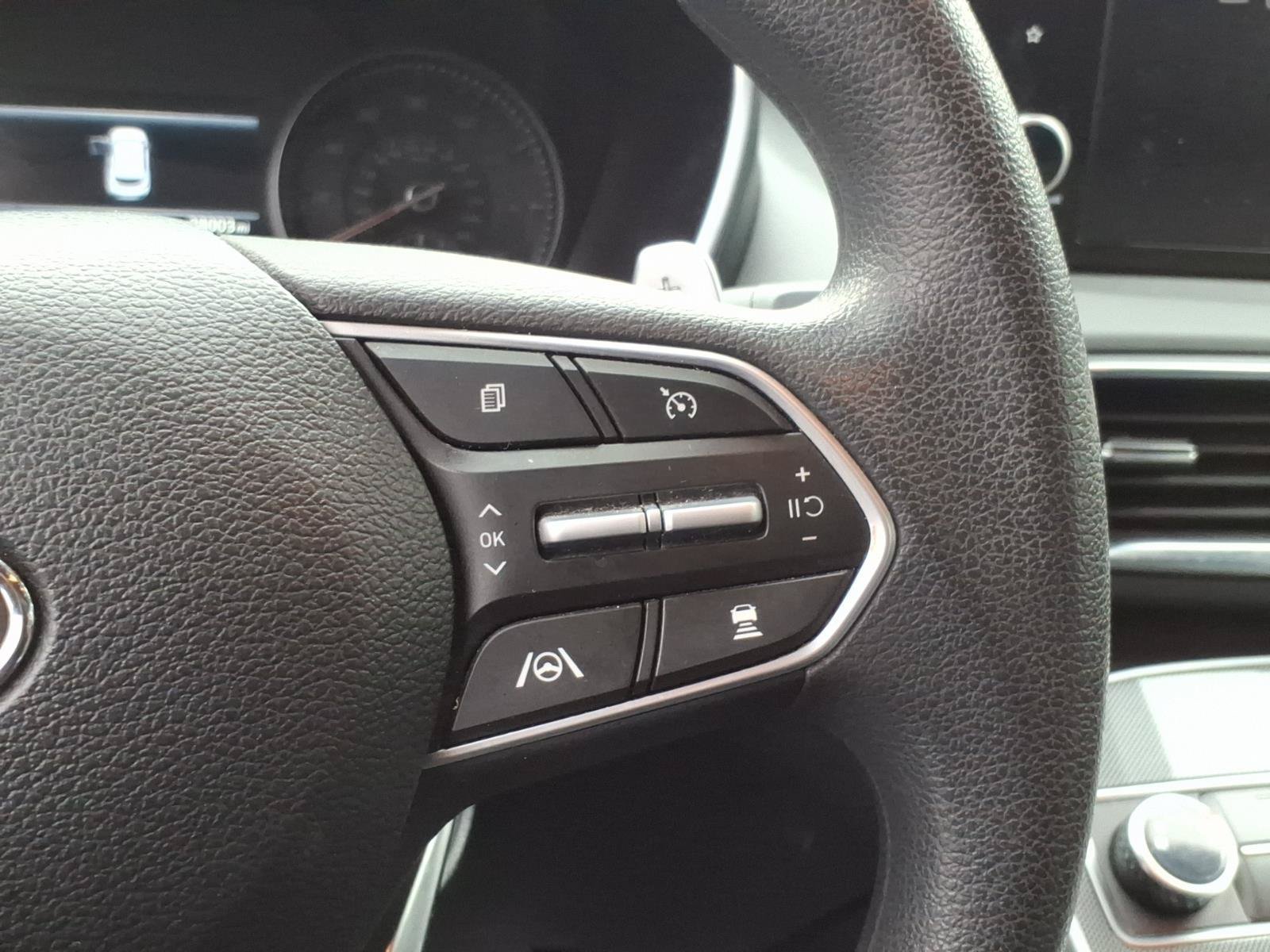 Used 2023 Hyundai Santa Fe SE AWD/4WD image 13
