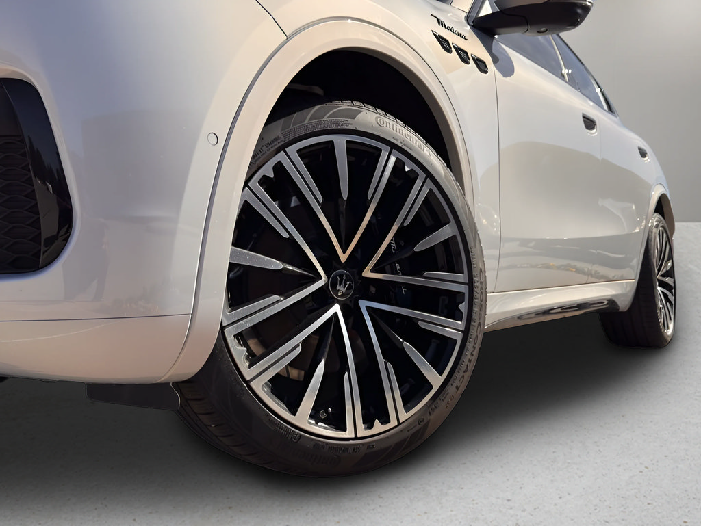 New 2025 Maserati Grecale Modena AWD/4WD image 30