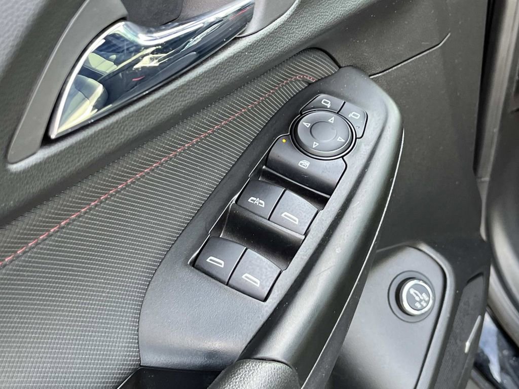 Used 2022 Chevrolet TrailBlazer RS w/ Sun and Liftgate Package image 26