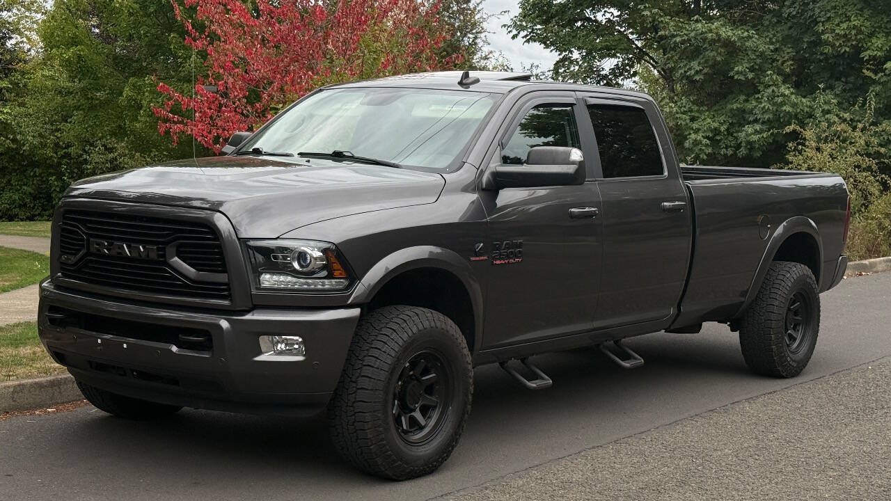 Used 2018 RAM 2500 Laramie w/ Sport Appearance Group AWD/4WD image 5