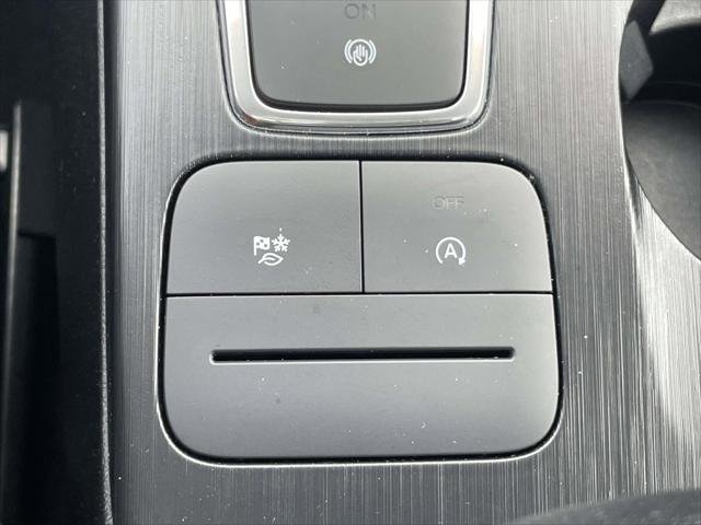 Used 2022 Ford Escape SEL w/ Technology Package image 32