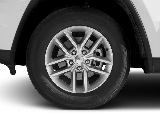 Certified 2017 Jeep Grand Cherokee Laredo w/ Quick Order Package 2BE RWD image 11