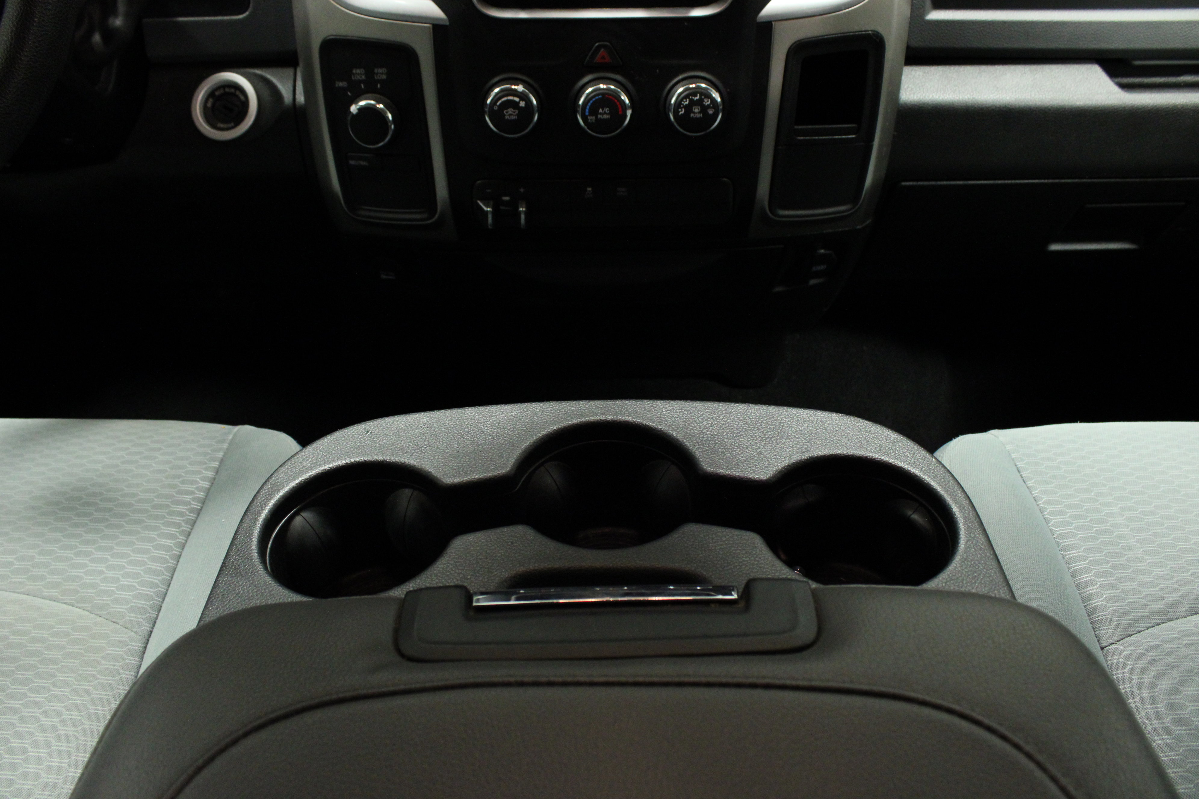 Used 2018 RAM 2500 SLT image 22