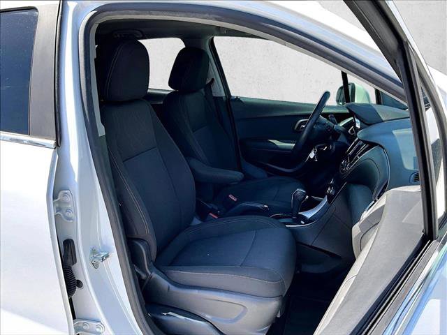 Used 2020 Chevrolet Trax LT image 9