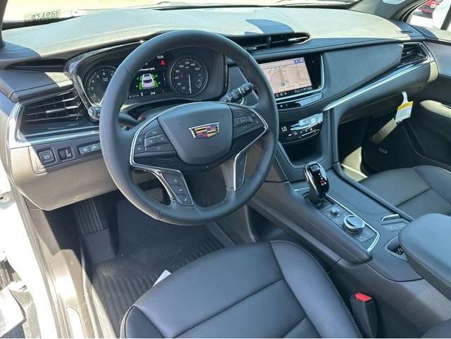 New 2026 Cadillac XT5 Premium Luxury w/ Driver Assist Package FWD image 6