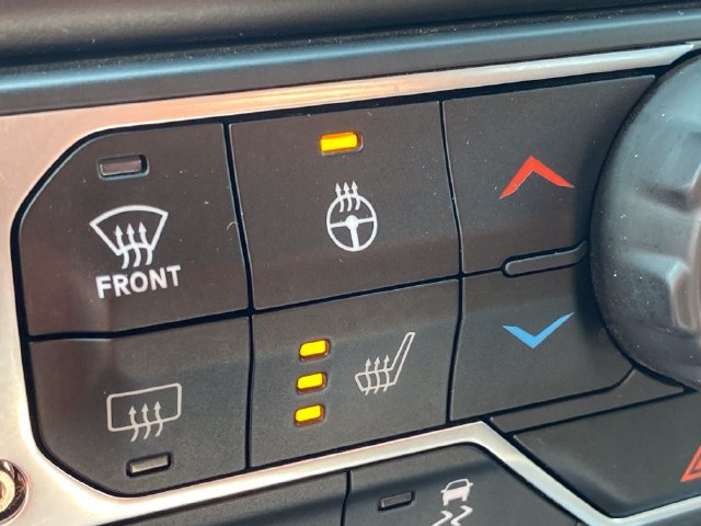 Used 2021 Jeep Wrangler Unlimited Rubicon w/ Uconnect 4C Nav & Sound Group AWD/4WD image 31