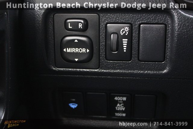 Used 2018 Toyota 4Runner SR5 image 20