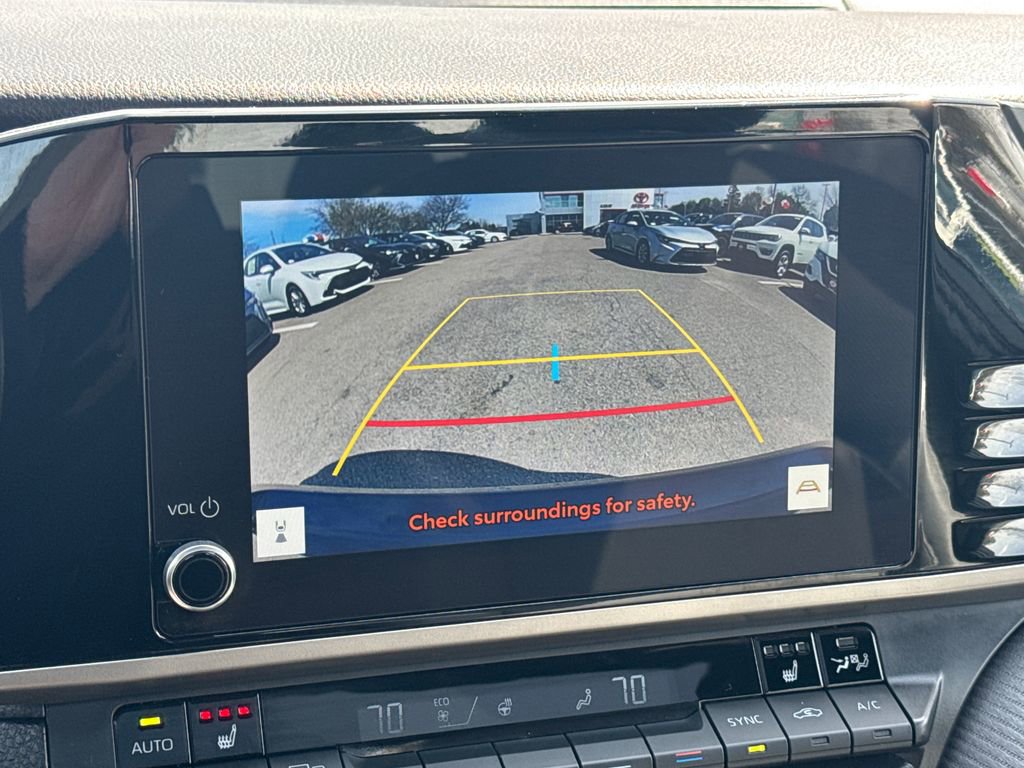 Used 2025 Toyota Camry SE w/ Convenience Package image 22