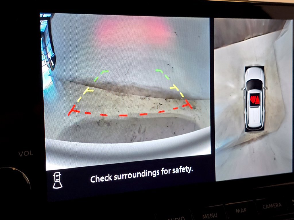 Used 2023 Nissan Pathfinder Platinum AWD/4WD image 13