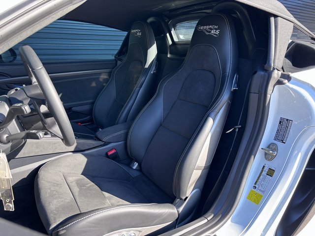 Certified 2025 Porsche 718 Boxster Spyder RS image 5