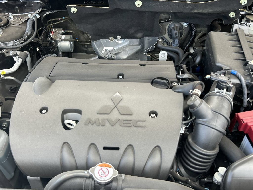 New 2027 Mitsubishi Outlander Sport SE FWD image 23
