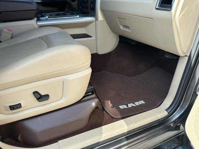 Used 2015 RAM 2500 Laramie w/ Convenience Group image 19