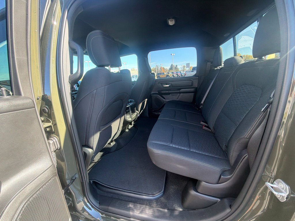 New 2027 RAM 1500 Express AWD/4WD image 33