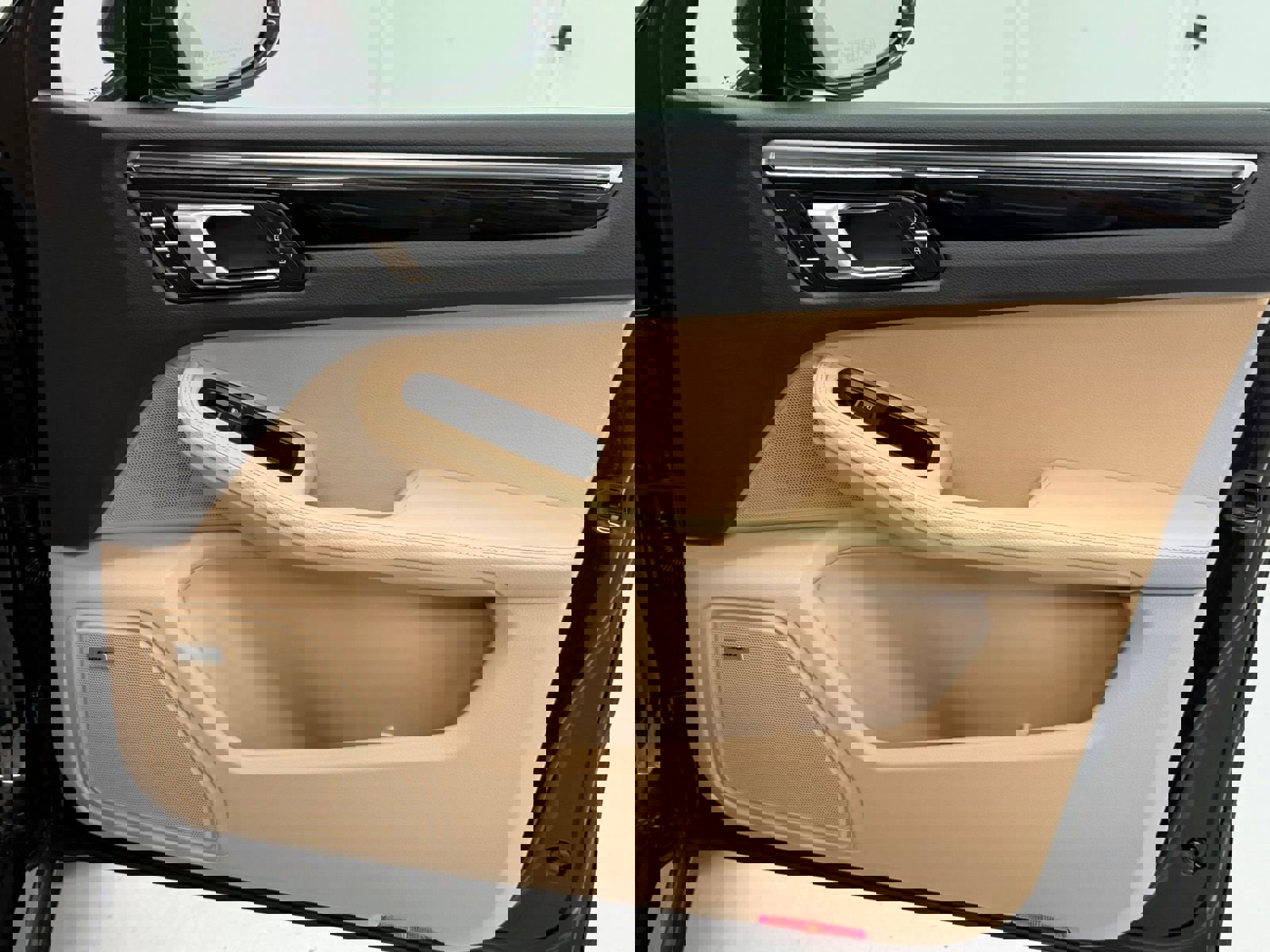 Used 2019 Porsche Macan S image 35