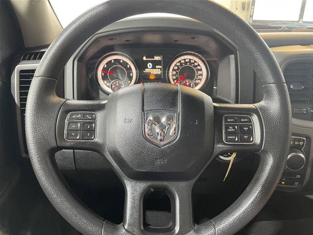 Used 2019 RAM 1500 Express w/ Express Value Package AWD/4WD image 11
