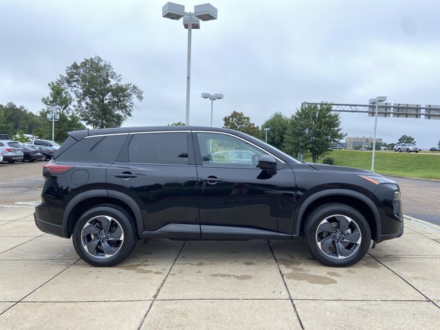 Used 2024 Nissan Rogue SV FWD image 13