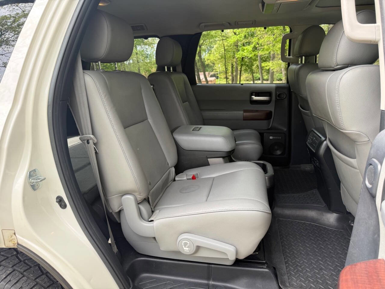 Used 2012 Toyota Sequoia Platinum AWD/4WD image 56