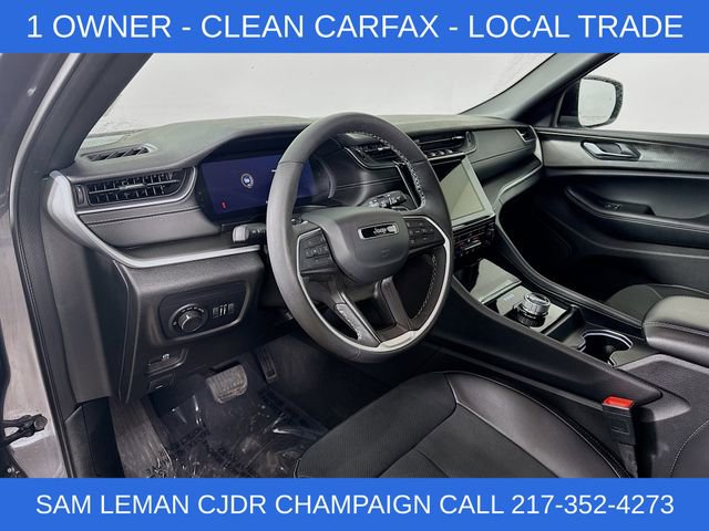 Used 2025 Jeep Grand Cherokee L Laredo image 9