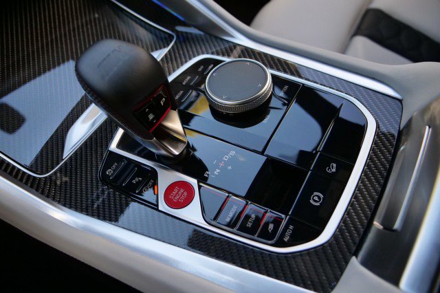 Used 2025 BMW X5 M Competition w/ Executive Package image 28