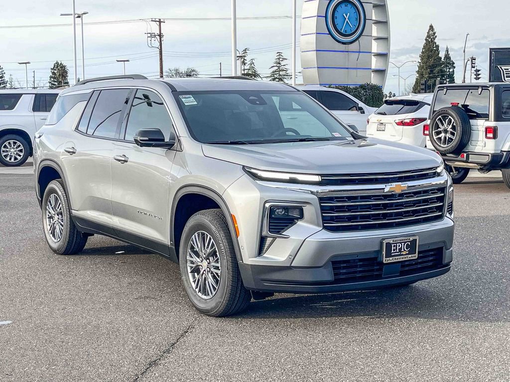 New 2026 Chevrolet Traverse LT w/ Enhanced Driving Package image 5