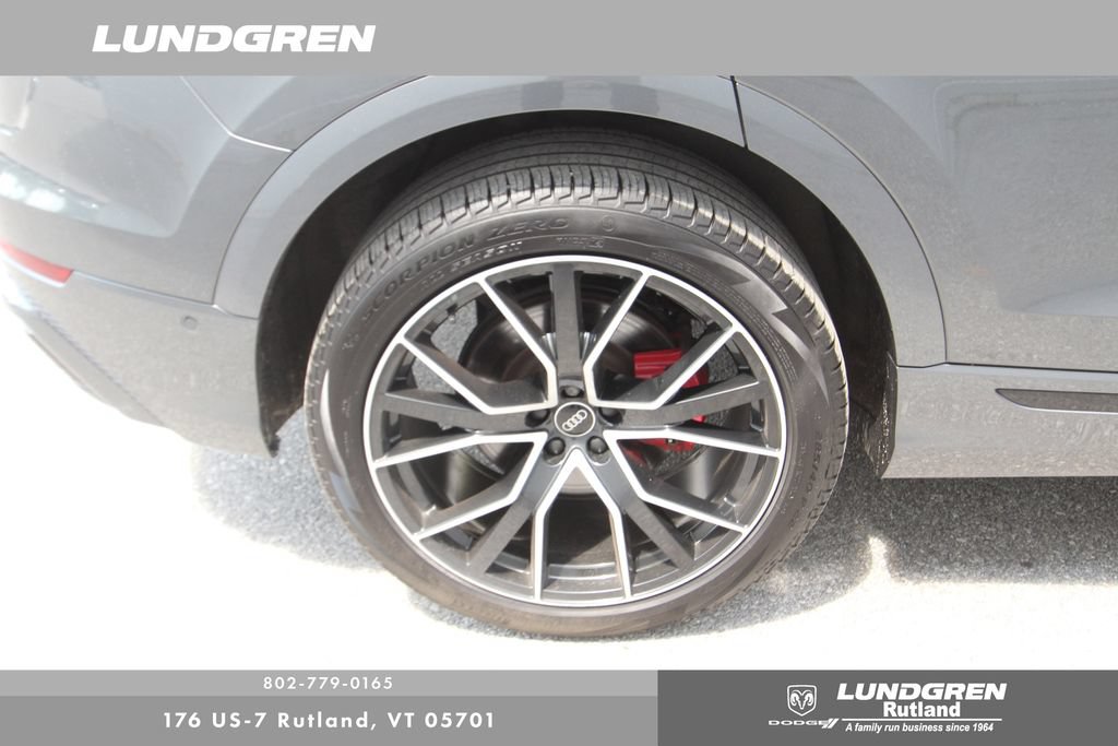 Used 2021 Audi Q8 Prestige AWD/4WD image 13