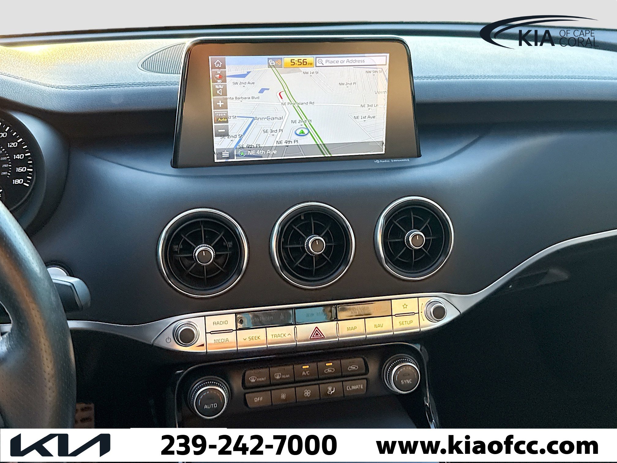 Used 2018 Kia Stinger GT2 image 28