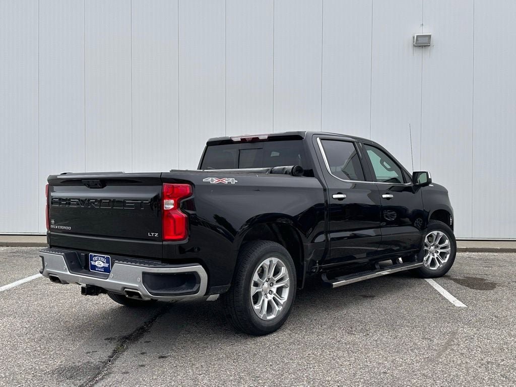 Used 2023 Chevrolet Silverado 1500 LTZ w/ Technology Package AWD/4WD image 6