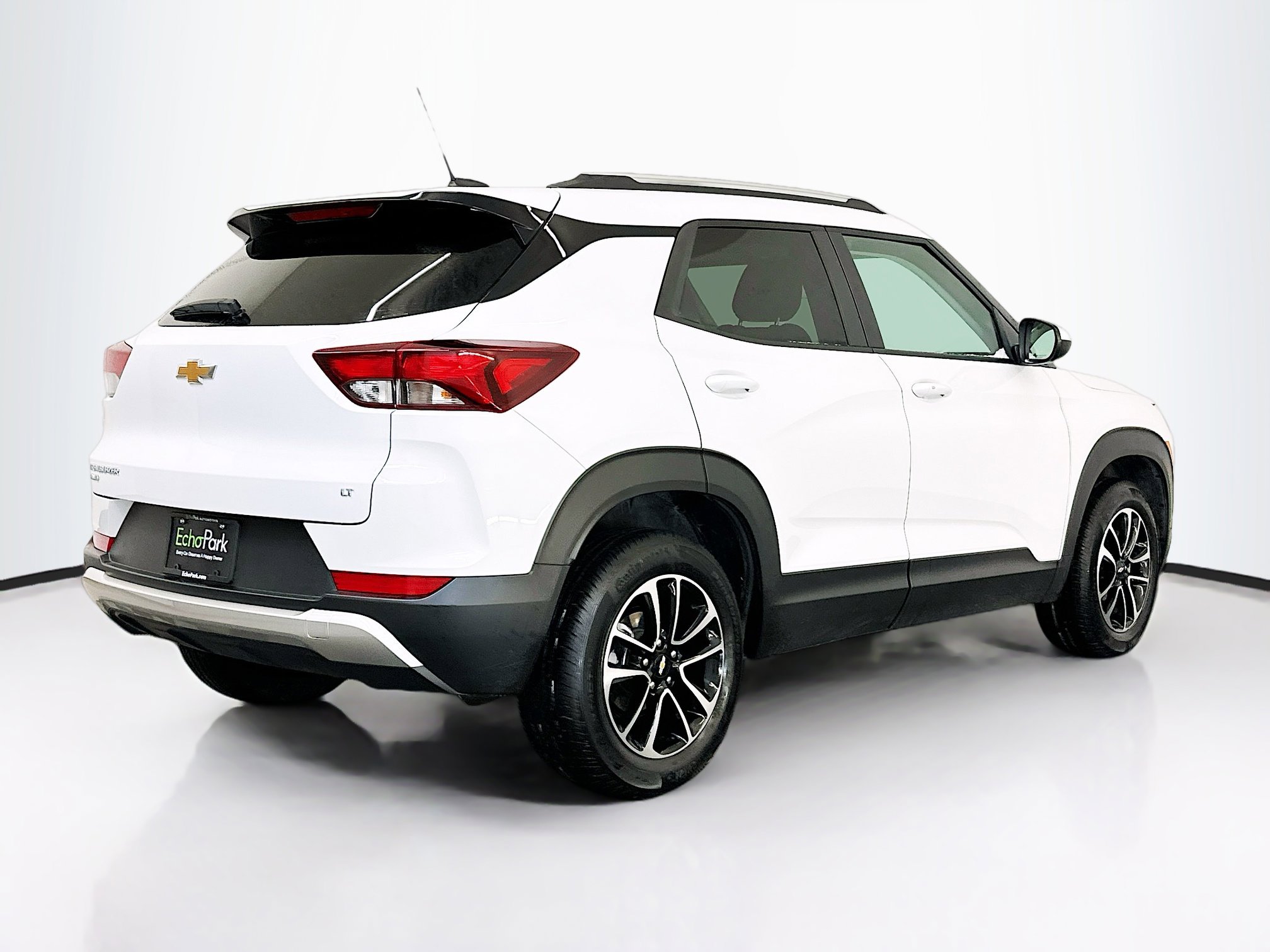 Used 2025 Chevrolet TrailBlazer LT image 9