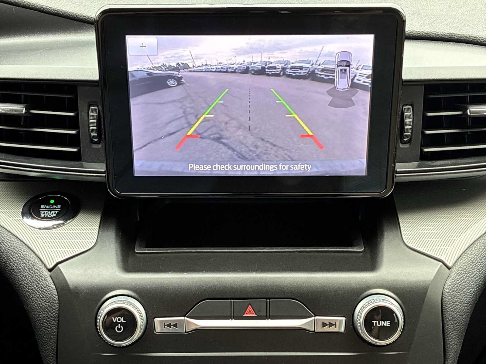 Used 2020 Ford Explorer XLT AWD/4WD image 21
