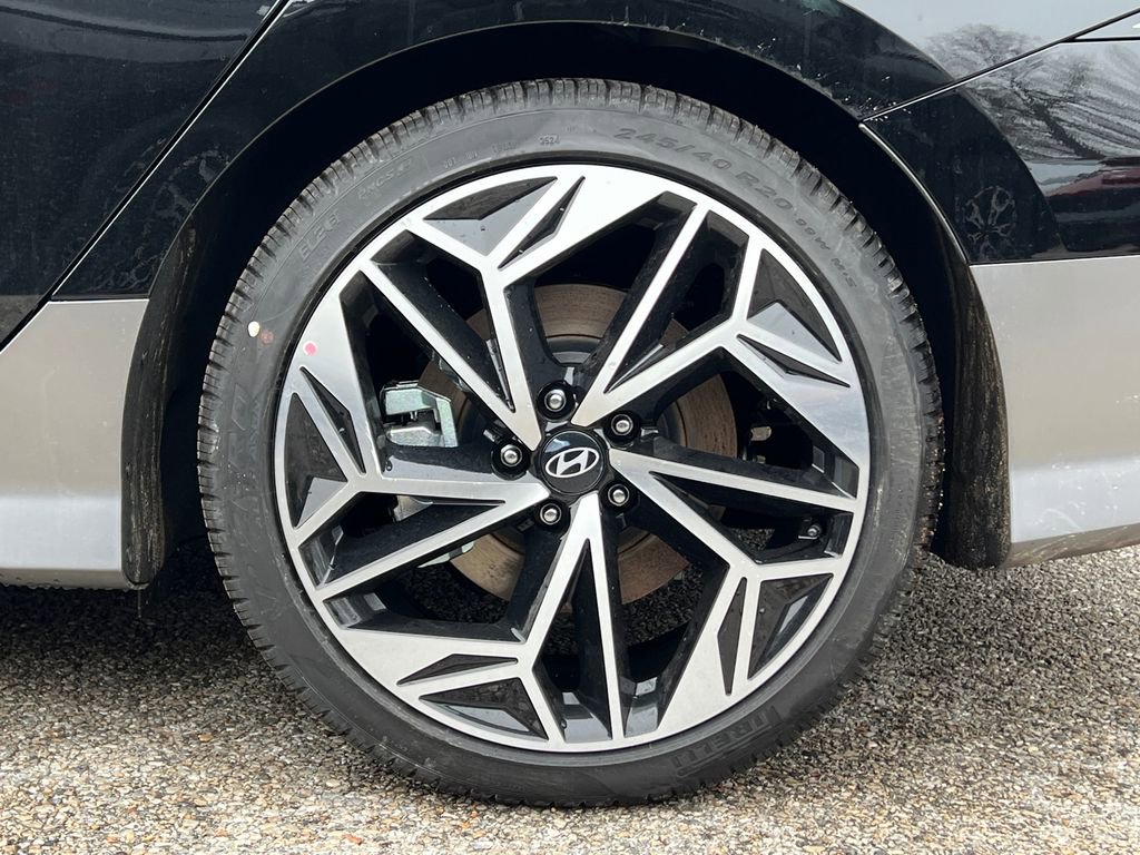 New 2025 Hyundai Ioniq 6 SEL image 5