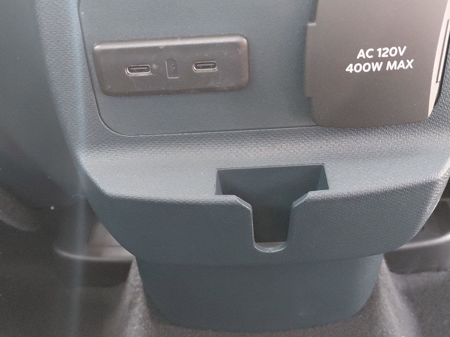 New 2026 Ford Maverick Lariat w/ Black Appearance Package image 16