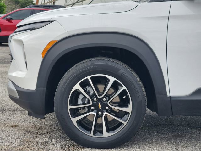 Used 2025 Chevrolet TrailBlazer LT AWD/4WD image 8