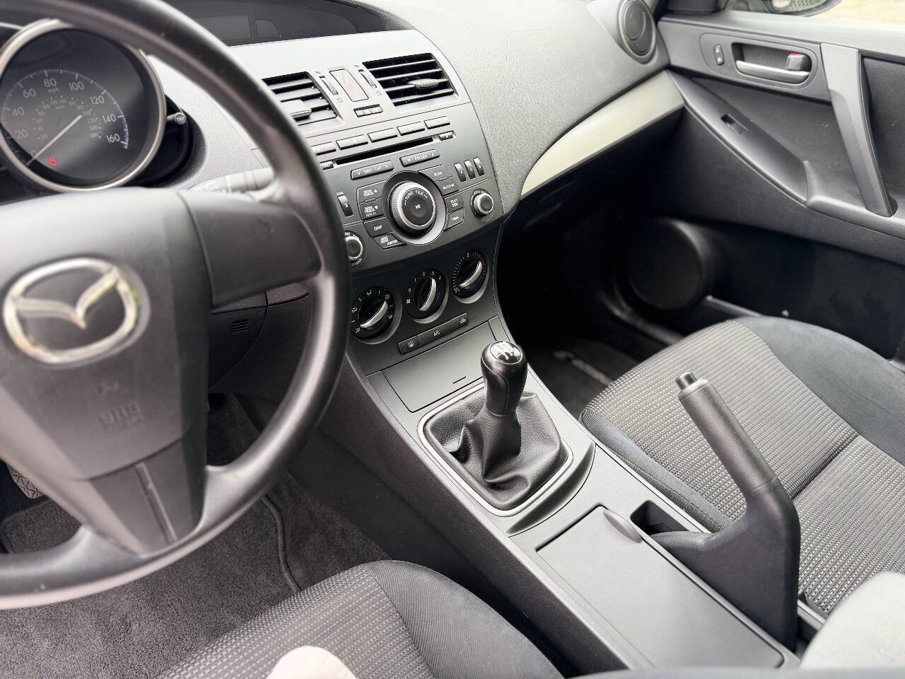 Used 2012 MAZDA MAZDA3 i Sport FWD image 14