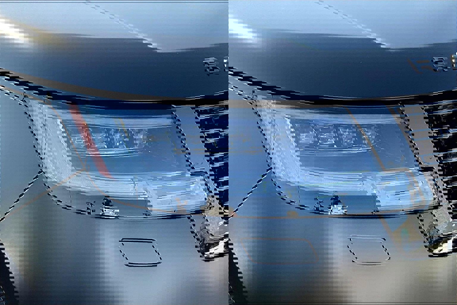 New 2026 Land Rover Range Rover SE image 17