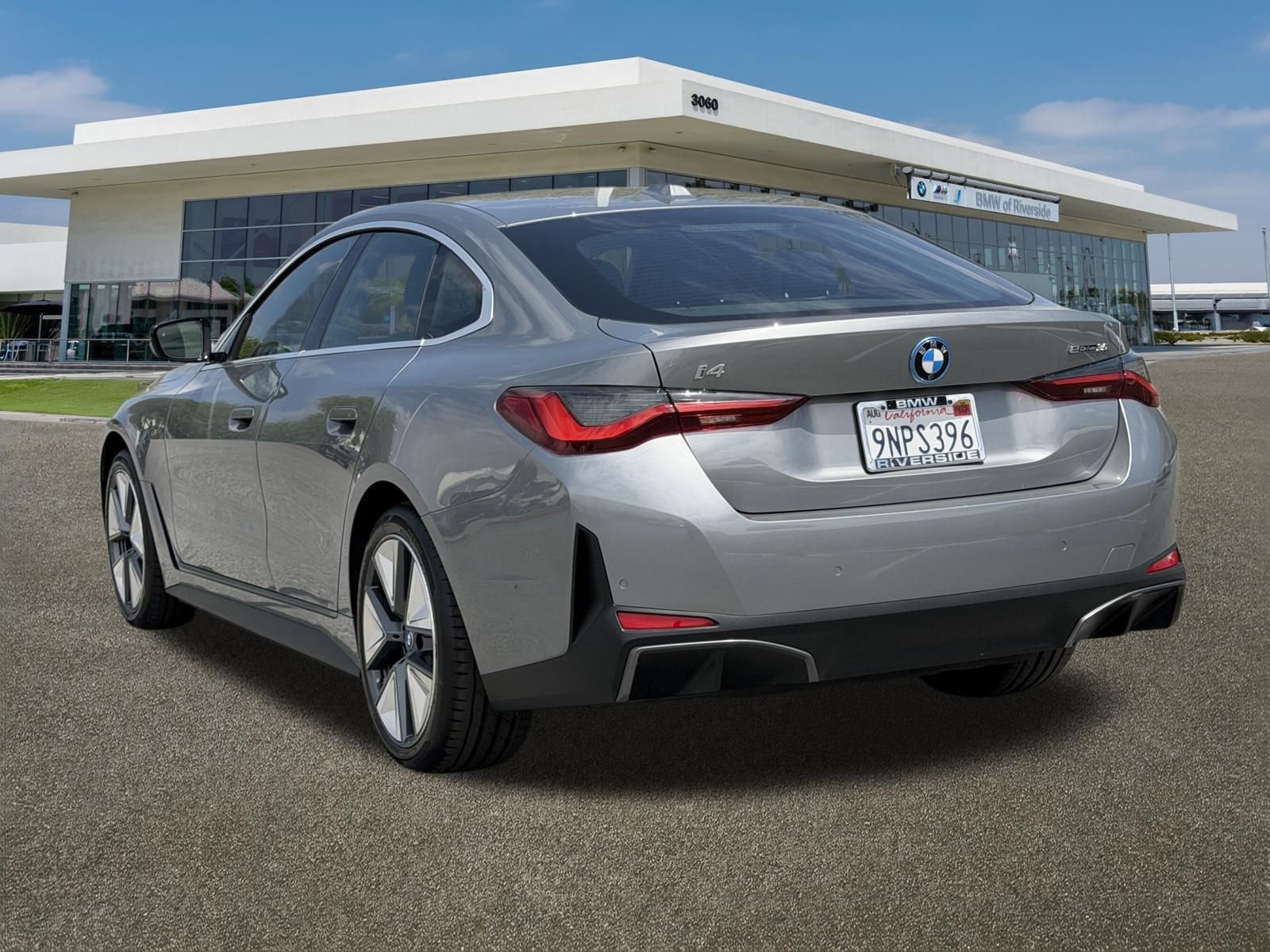 Certified 2024 BMW i4 eDrive35 w/ Parking Assistance Package RWD image 8