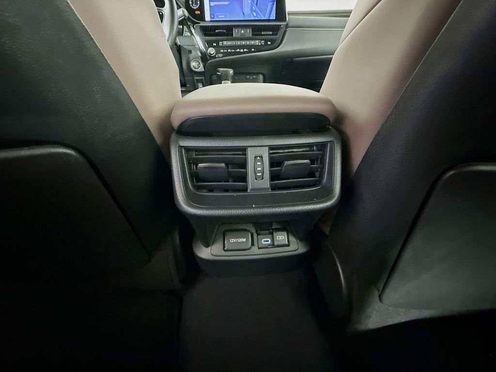 Certified 2025 Lexus ES 300h w/ Premium Package image 26