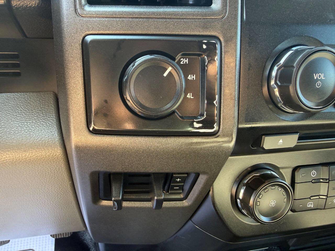 Used 2017 Ford F450 XL w/ Power Equipment Group AWD/4WD image 20