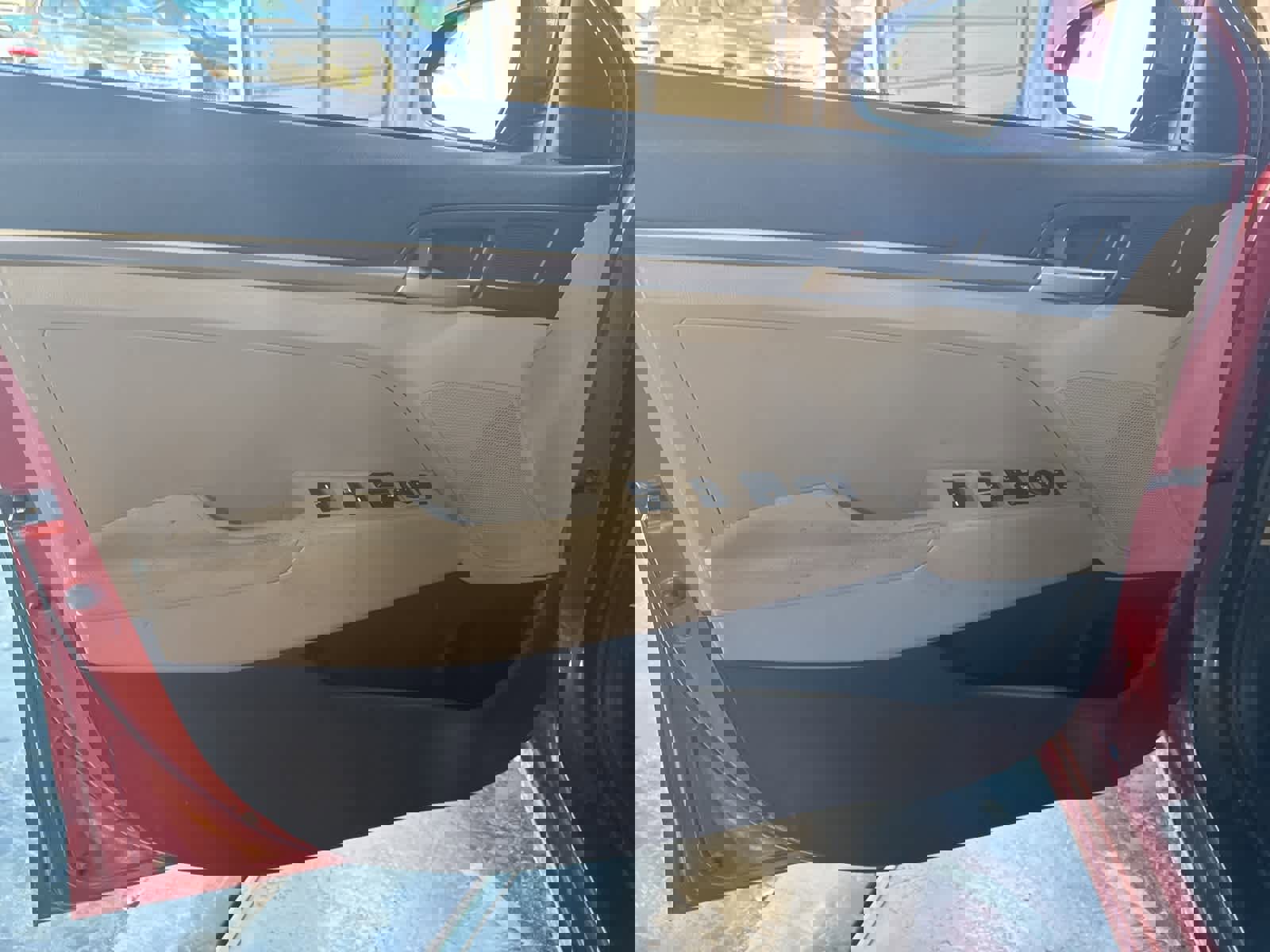 Used 2017 Hyundai Elantra SE image 17