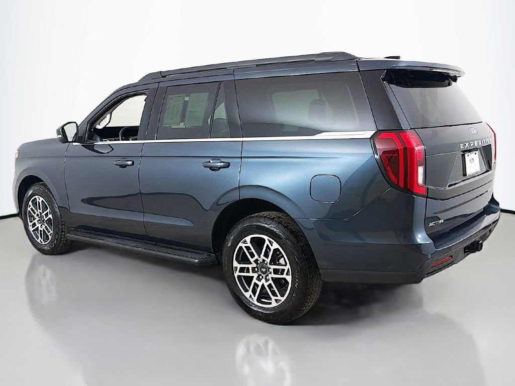 Used 2025 Ford Expedition Active image 10